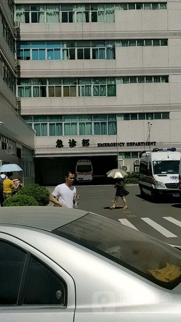 北京大学深圳医院急诊部