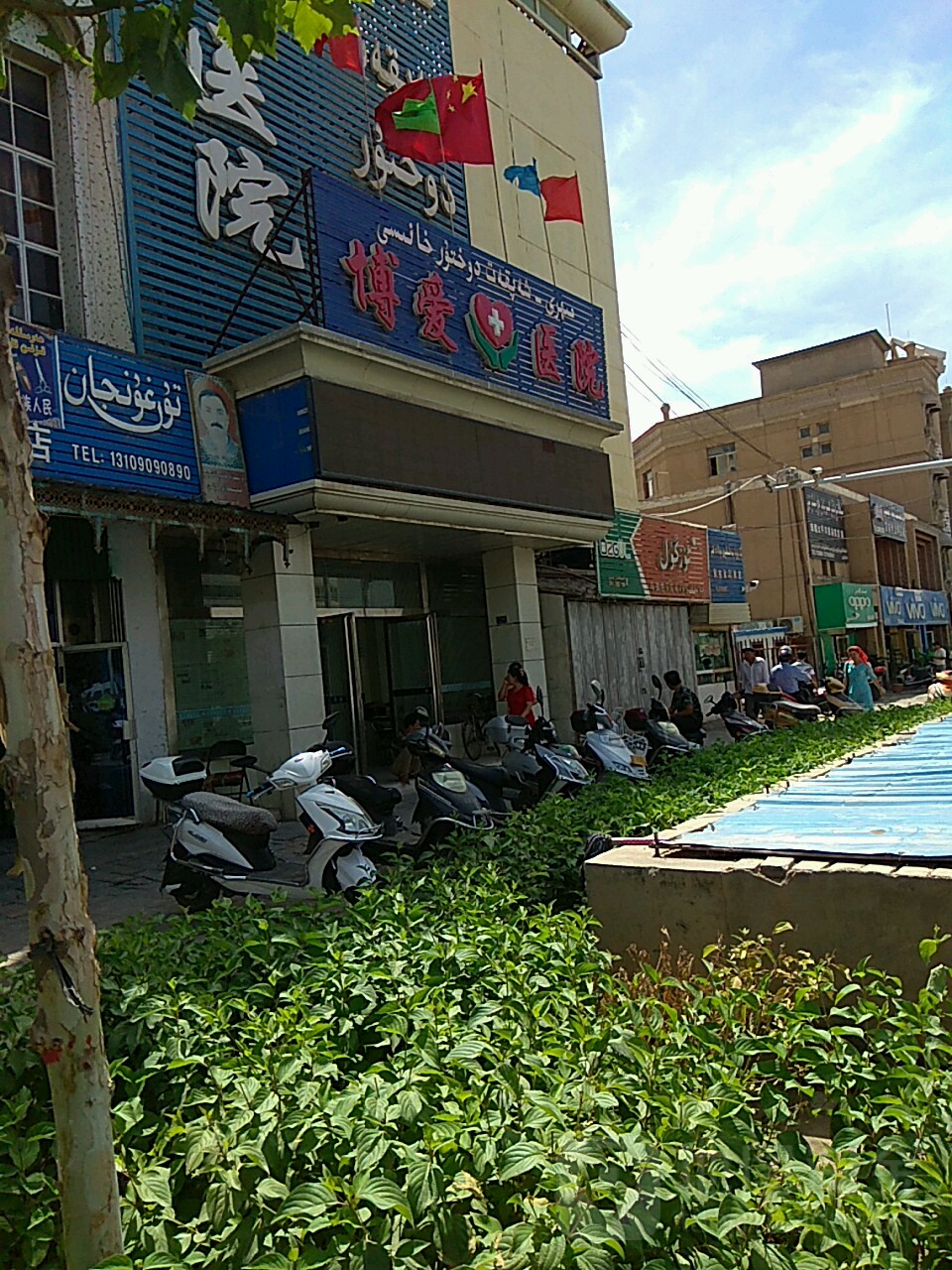 新疆维吾尔自治区阿克苏地区库车市友谊路地税局南侧