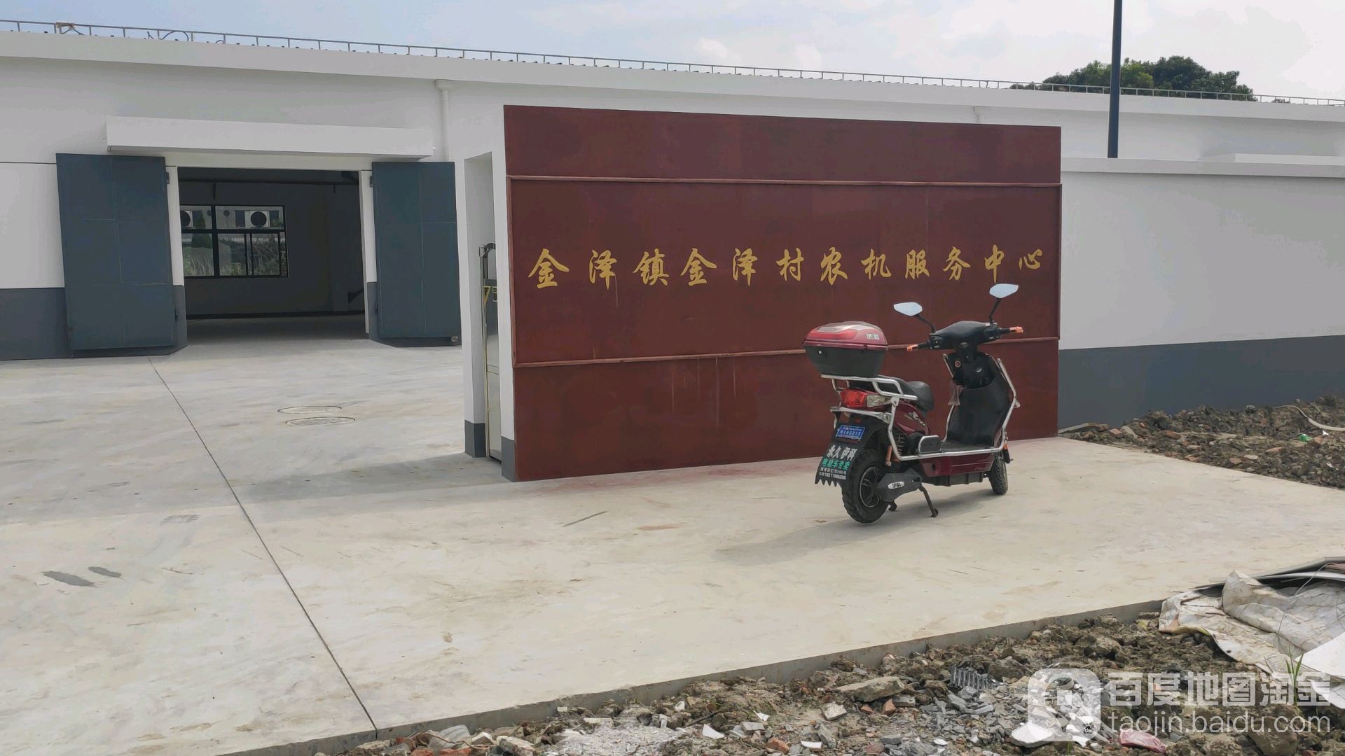 上海市青浦区金南路(金泽幼儿园东南侧约100米)