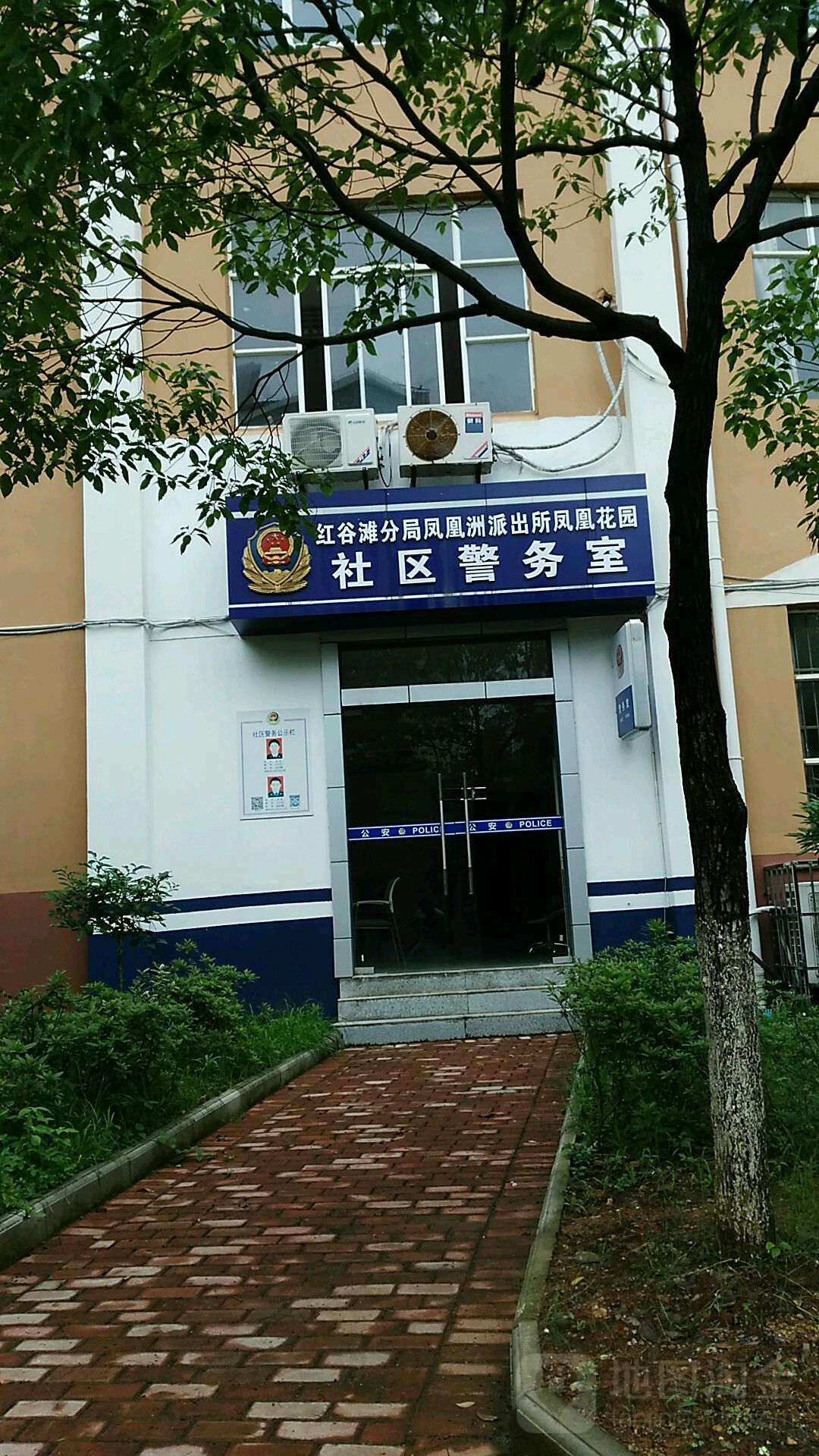 南昌市红谷滩区锦江路198号凤凰花园东区附近