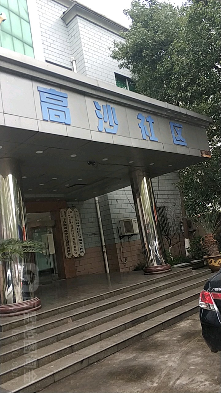 周边门回龙花园-南门地址:学林街1261号