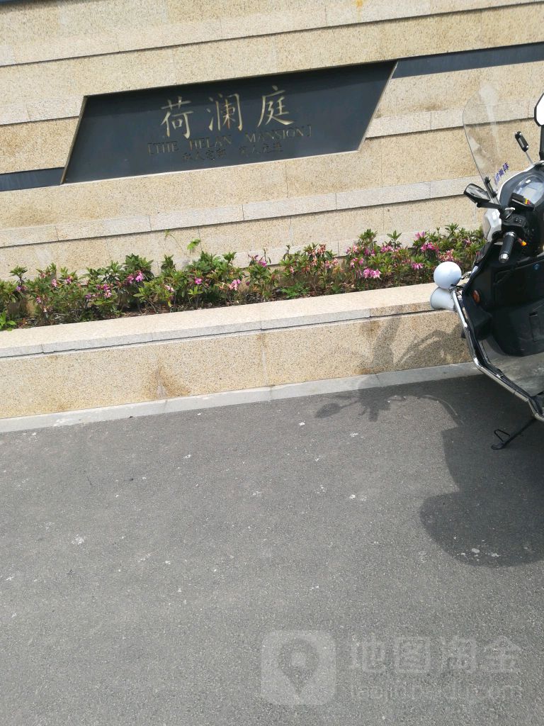 江苏省苏州市虎丘区狮山街道长江路西(绿宝广场对面)