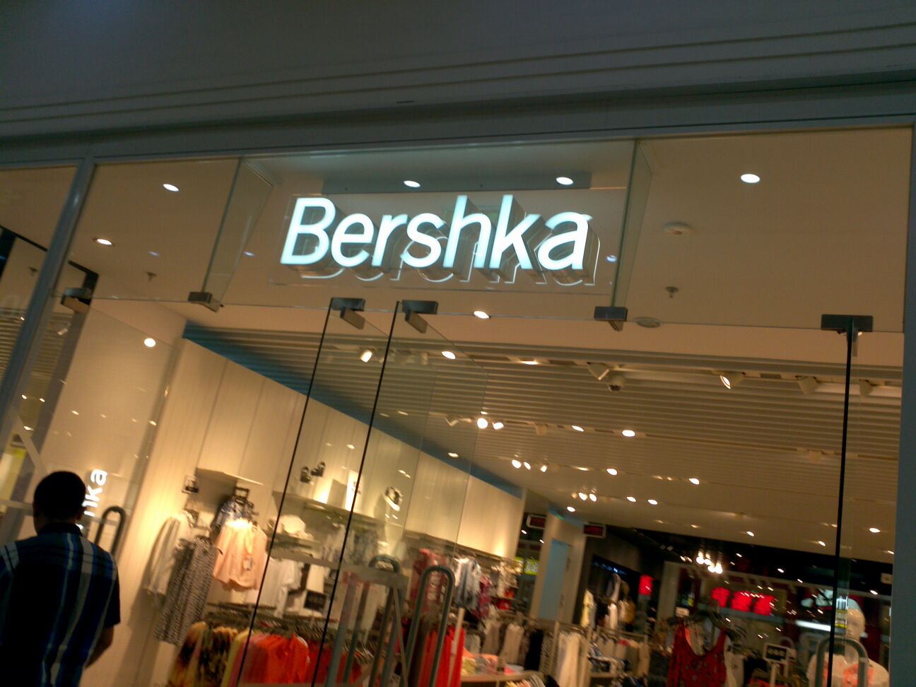 bershka欧亚卖场店